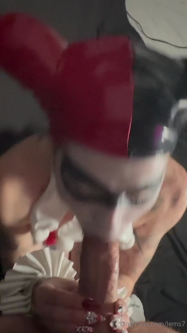 Emily Oram - Harley Quinn BG Sextape.mp4