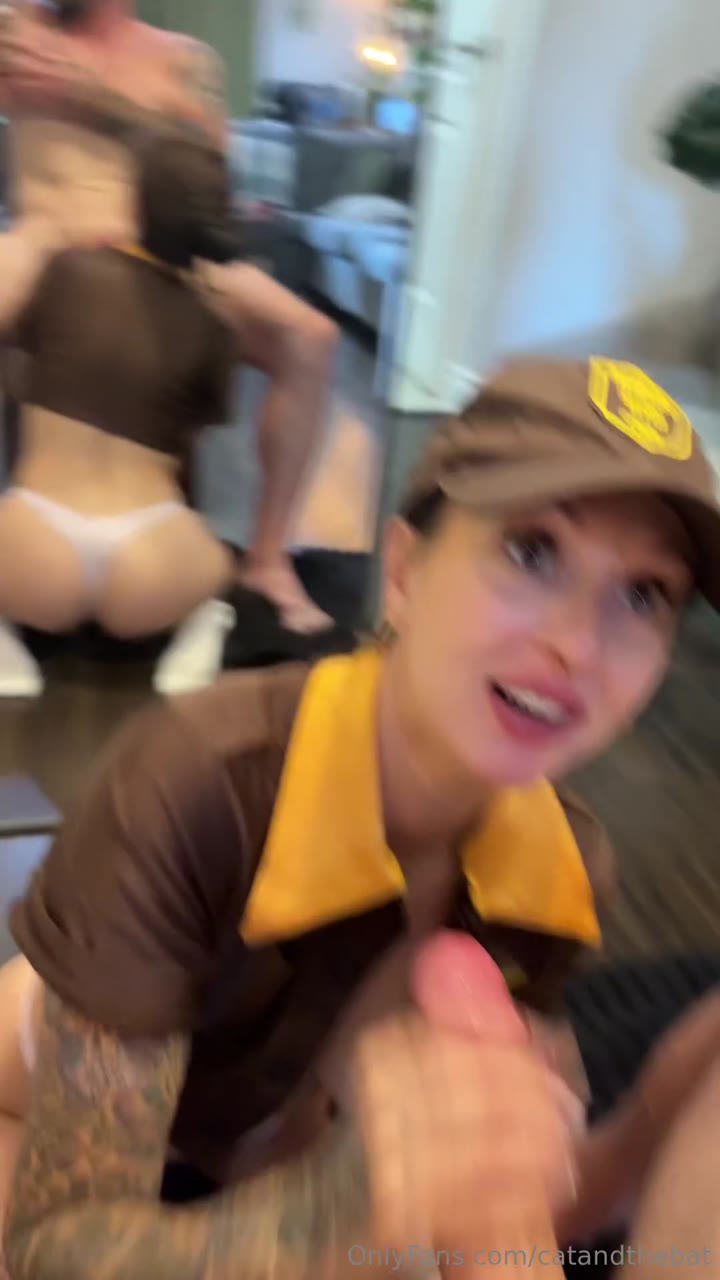 Chrissy Xo - Delivery Girl BJ And Facial.mp4