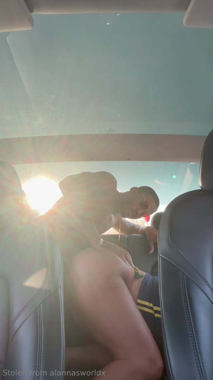 Alanna Pow - Fucks BBC In The Backseat.mp4