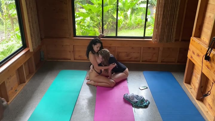 Lena_Paul_Yoga_Girls_Threesome_BGG_With_Troy.mp4