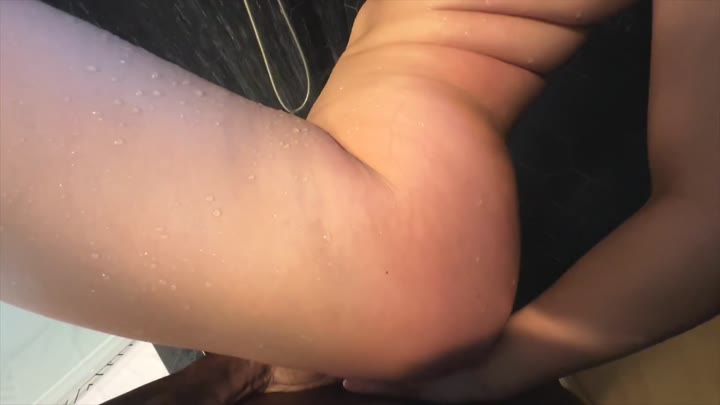 Nicole Doshi - Trys BBC In The Shower For The First Time.mp4