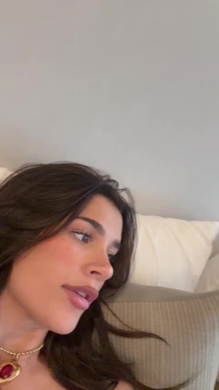 Ari Kytsya - Vibrating Dildo Fuck.mp4