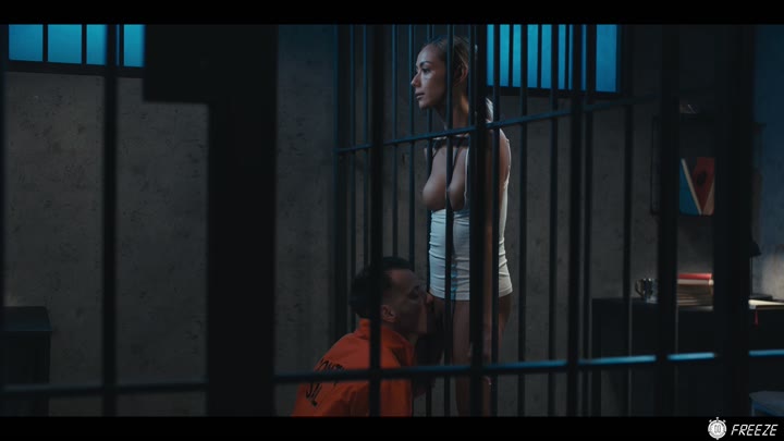 Freeze - Veronica Leal Prison Bitch 4k.mp4
